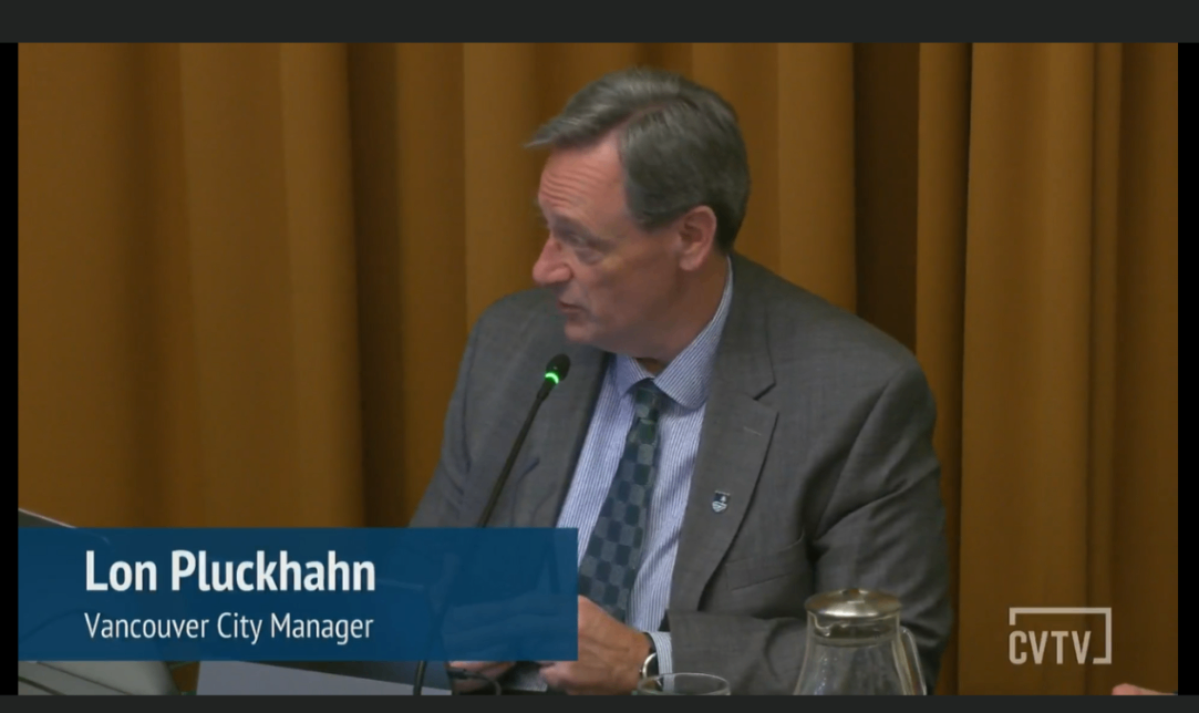 Pluckhahn.png Pluckhahn.png