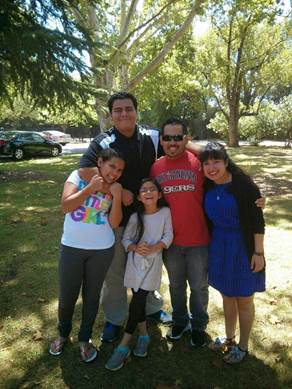 A group of people posing for a photo

AI-generated content may be incorrect.