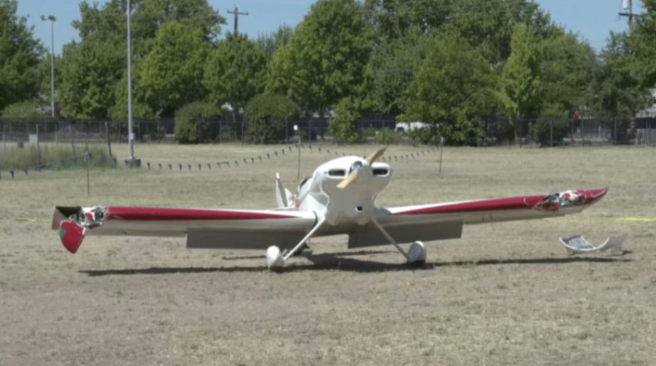 PLANE.png PLANE.png
