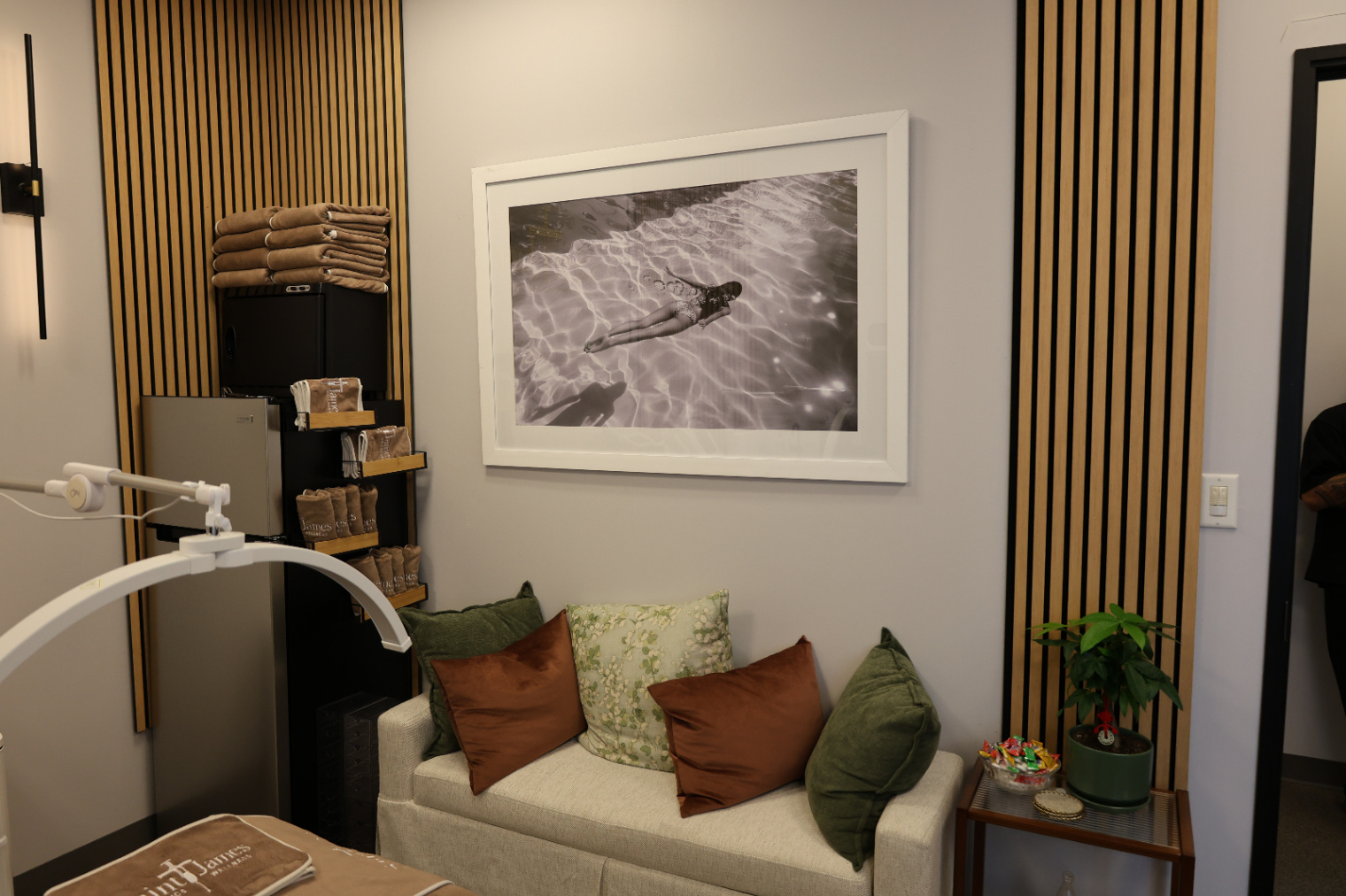 Lounge and Decor at Saint James Wellness Center